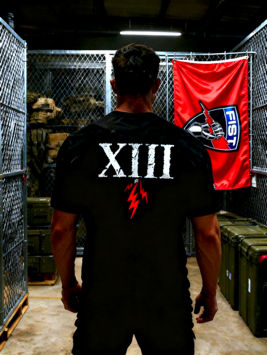 13 F short sleeve black tee