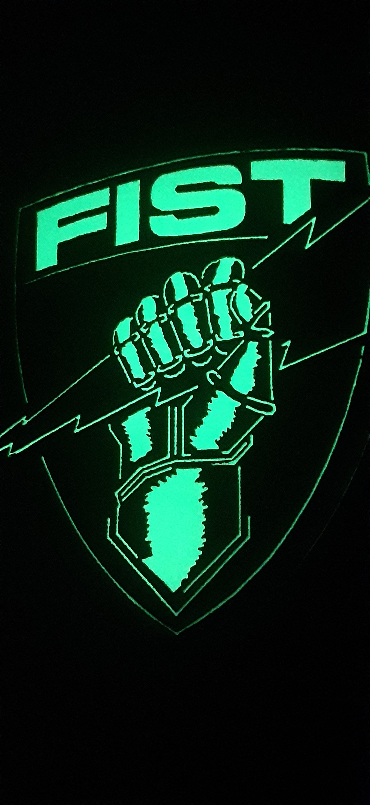 FIST SHIELD GREEN LUMINESCENT PATCH