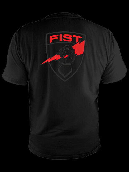 Red blackout tee des 2
