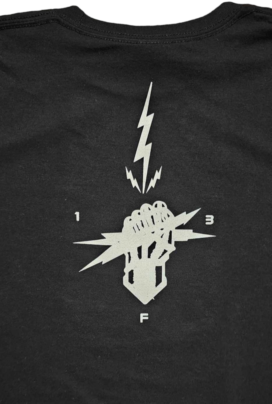 BLACK FIST LIGHTENING T-SHIRT