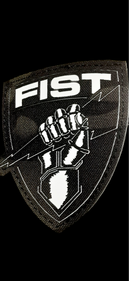 FIST SHIELD GREEN LUMINESCENT PATCH