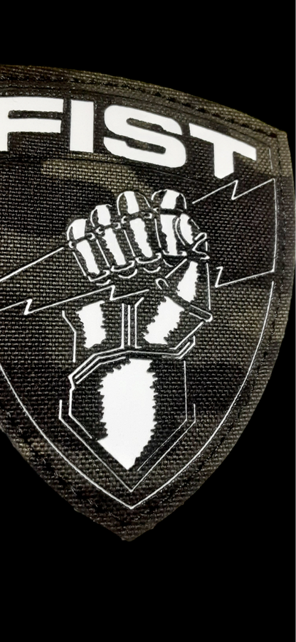 FIST SHIELD GREEN LUMINESCENT PATCH