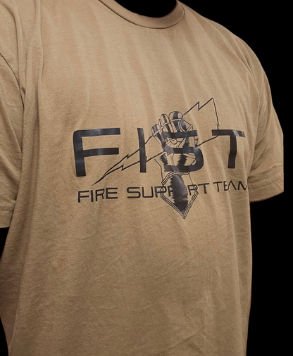 BROWN COYOTE Fist teams tee