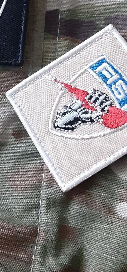 MINI PATCH SHIELD TAN