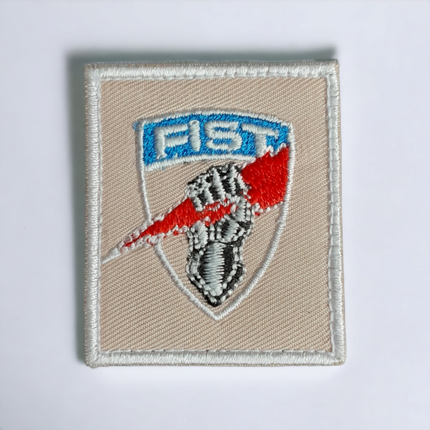 MINI PATCH SHIELD TAN